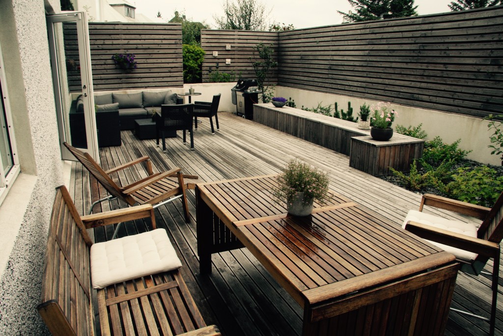 Decking in a sunken garden