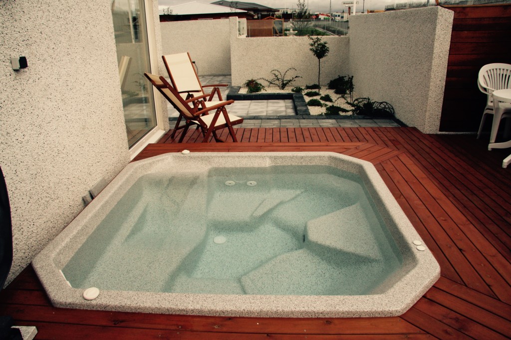 Hot tub and a view in the garden